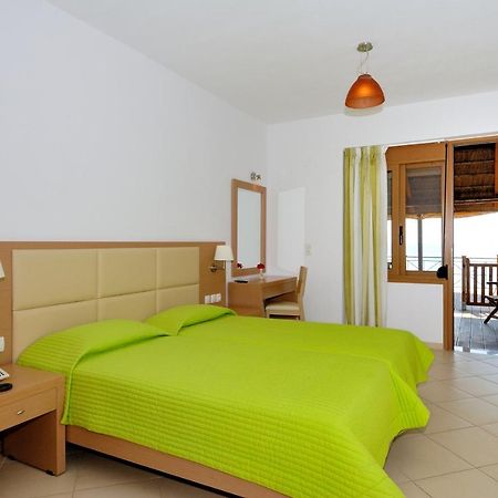 Vekios Club Aparthotel Parga Ngoại thất bức ảnh