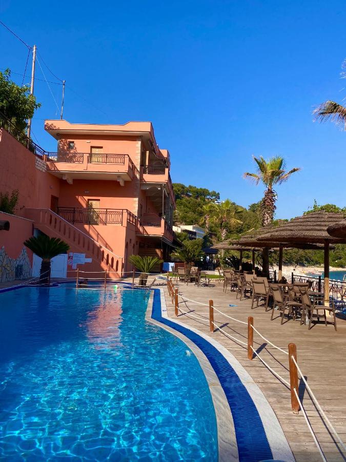 Vekios Club Aparthotel Parga Ngoại thất bức ảnh